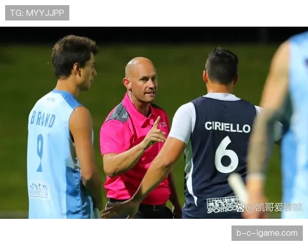 奥萨苏纳强势取胜保级成功，状态回升再续辉煌