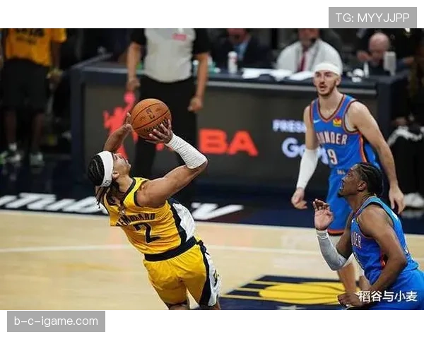 戴维斯边路突破建功,助球队逆转取胜状态回暖引全场欢呼 戴维斯边路突破建功,助球队逆转取胜状态回暖引全场欢呼