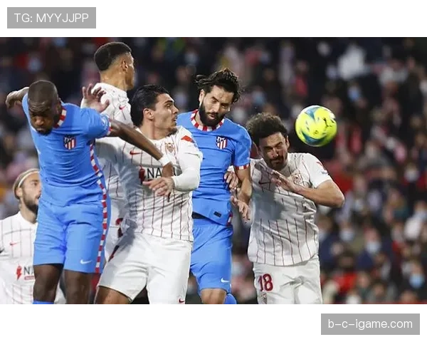 莫利纳状态回暖,精妙传球频频助球队进攻 莫利纳状态回暖,精妙传球频频助球队进攻