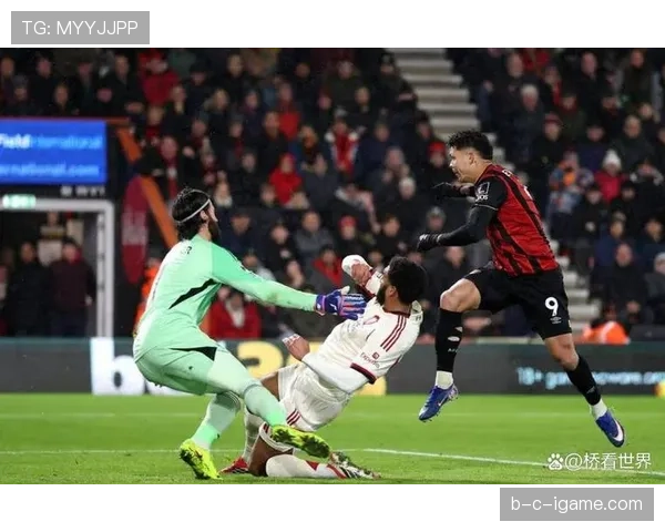 伯恩茅斯维塔利蒂球场打响新赛季首战，球迷热盼球队闪耀开局